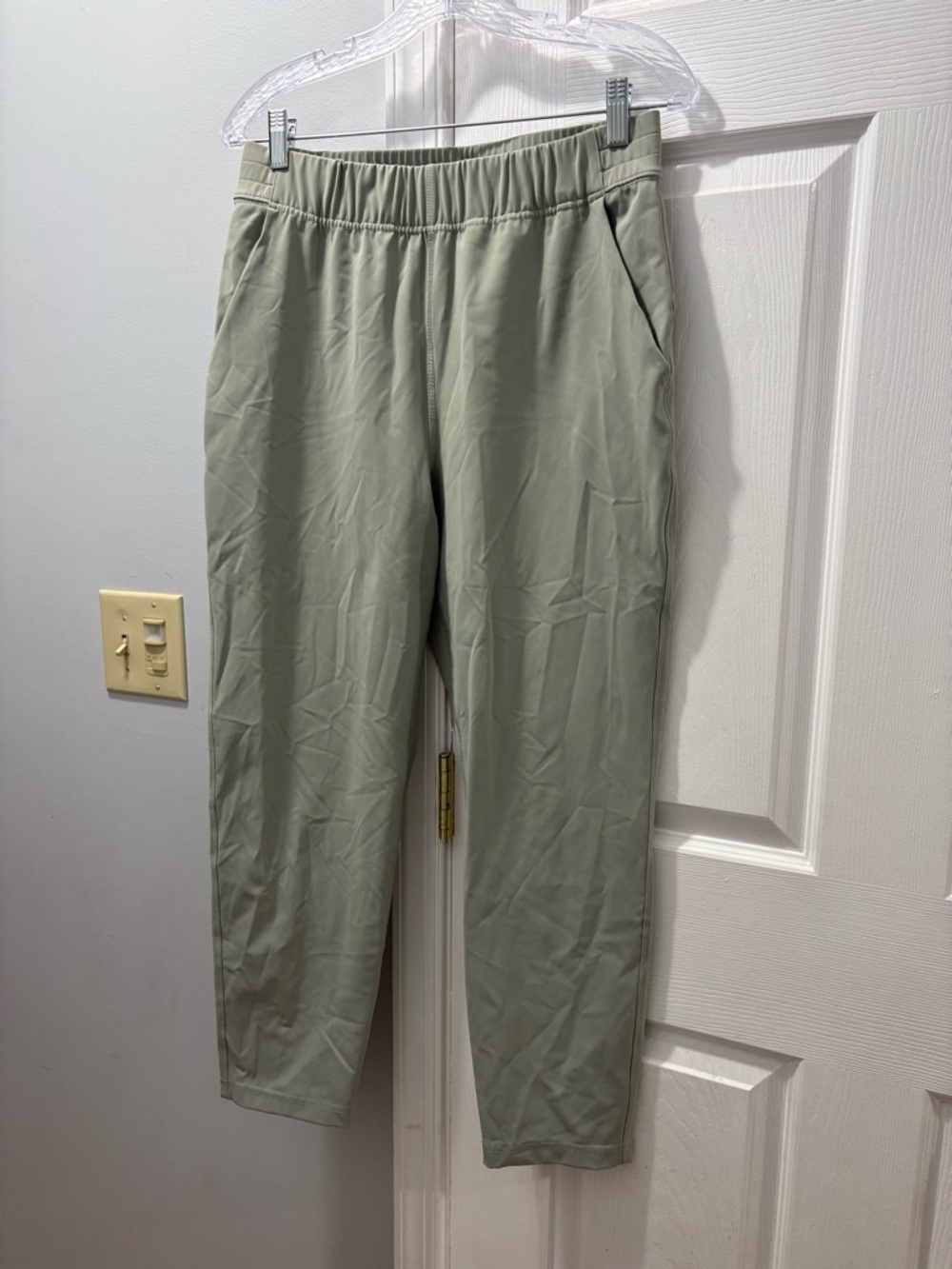 Aritzia The Group Babaton Weekender Pants Size Medium